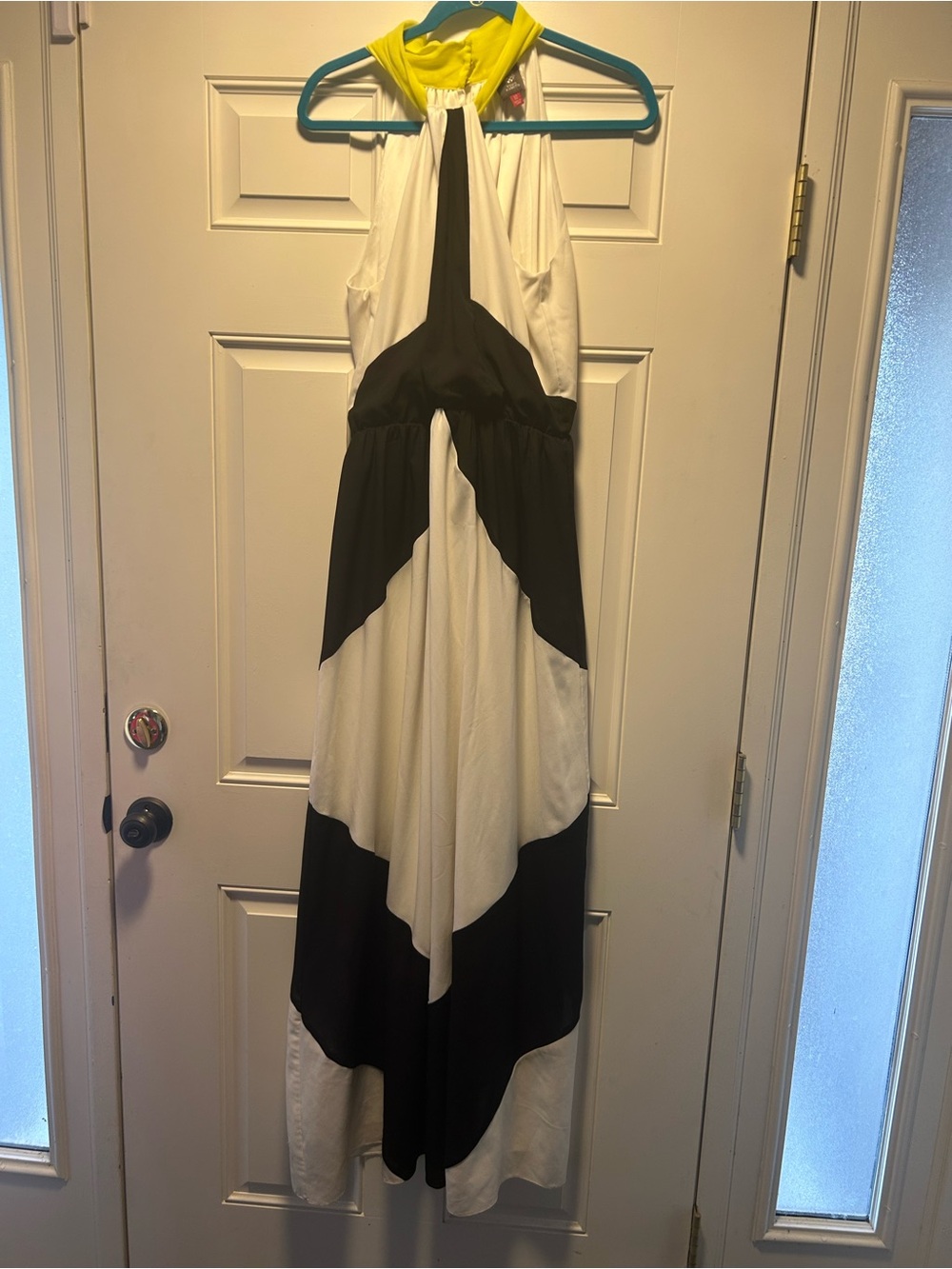 Vince Camuto dress - Picture 3 of 7